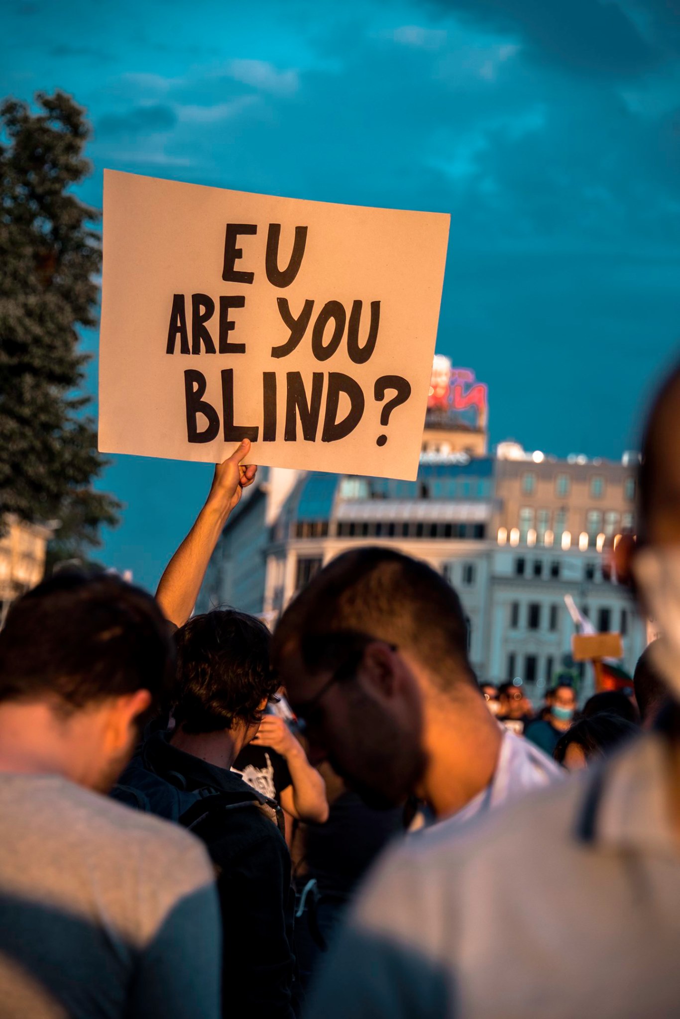 "EU, are you blind?". Foto: Sketches of Sofia (facebook.com/etiuditenasofia/)