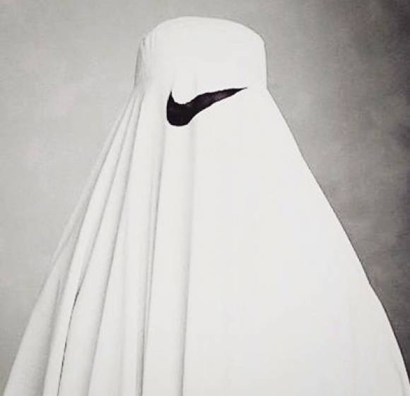 Burka Swag Style Nike